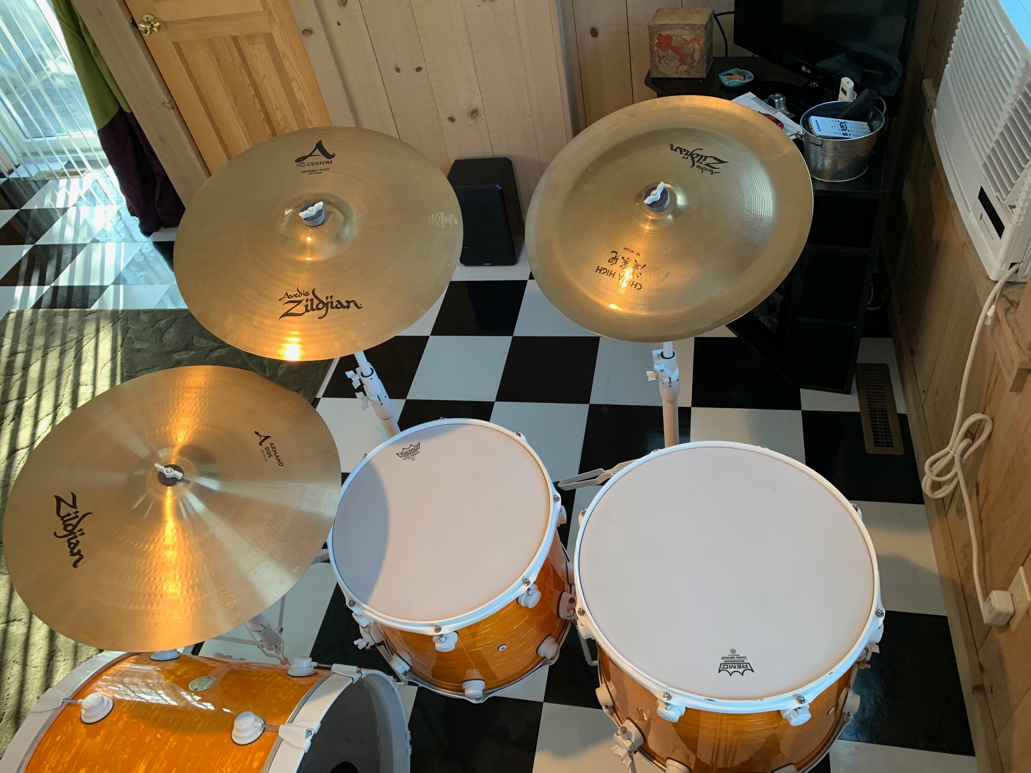 Joey Kramer's Aerosmith DW/Zildjian 2003 Honkin' on Bobo Tour Drum Set