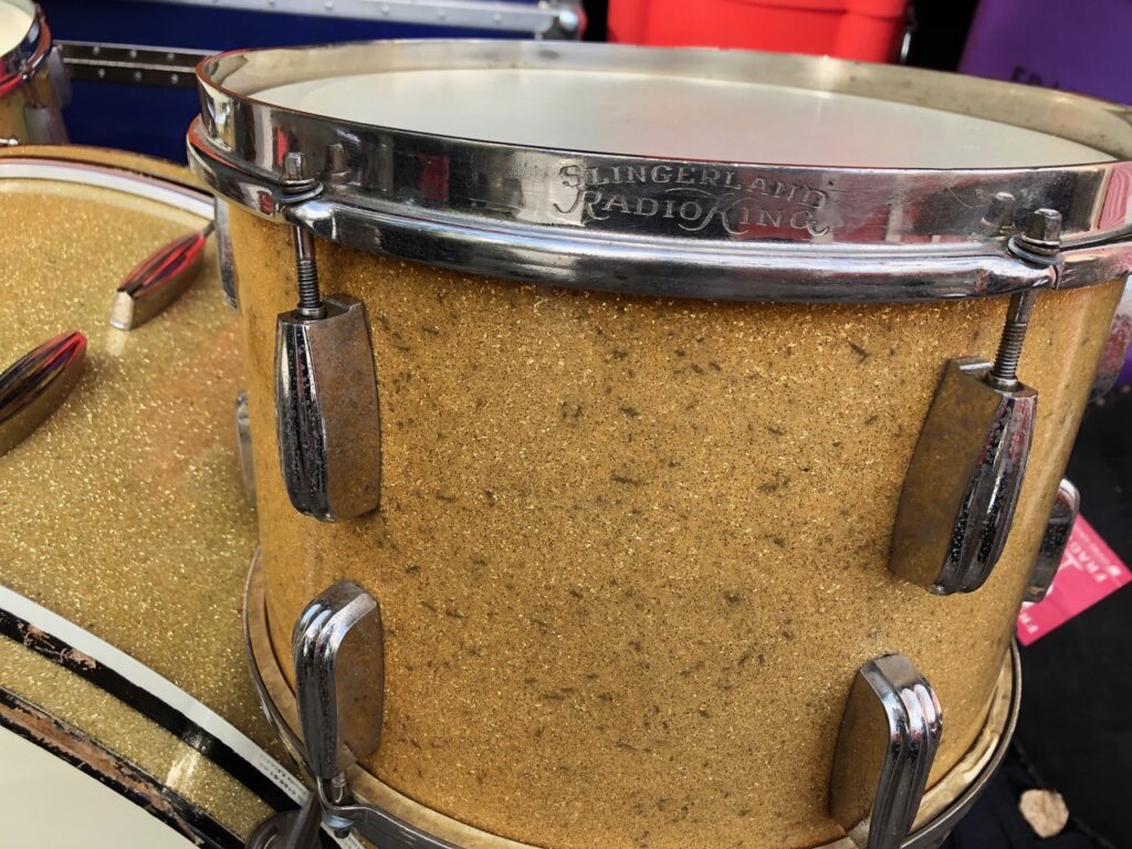 32 Frankie Banali's 1940s Slingerland Gold Sparkle Radio King Drum Kit